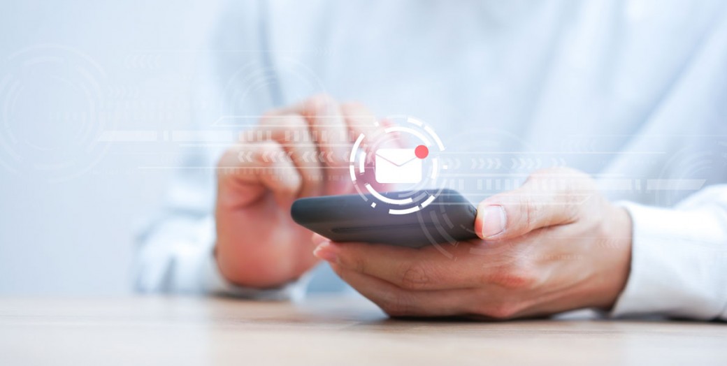 Utilisation d'un objet trop long ou non adapté aux mobiles 